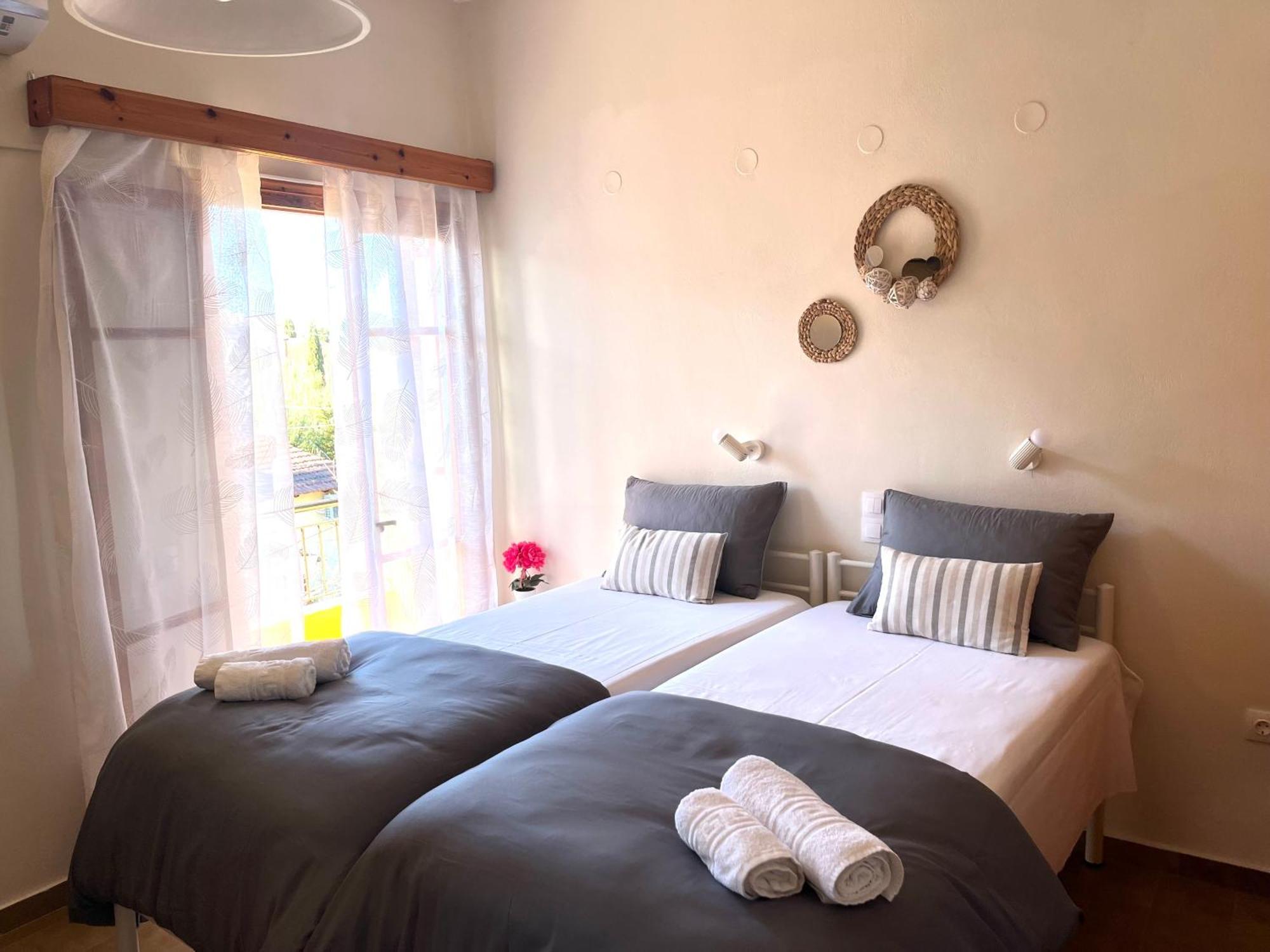 אצ'ארבי Nicoll Apartments מראה חיצוני תמונה